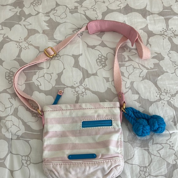 Juicy Couture Handbags - Juicy couture adorable girls or women’s purse